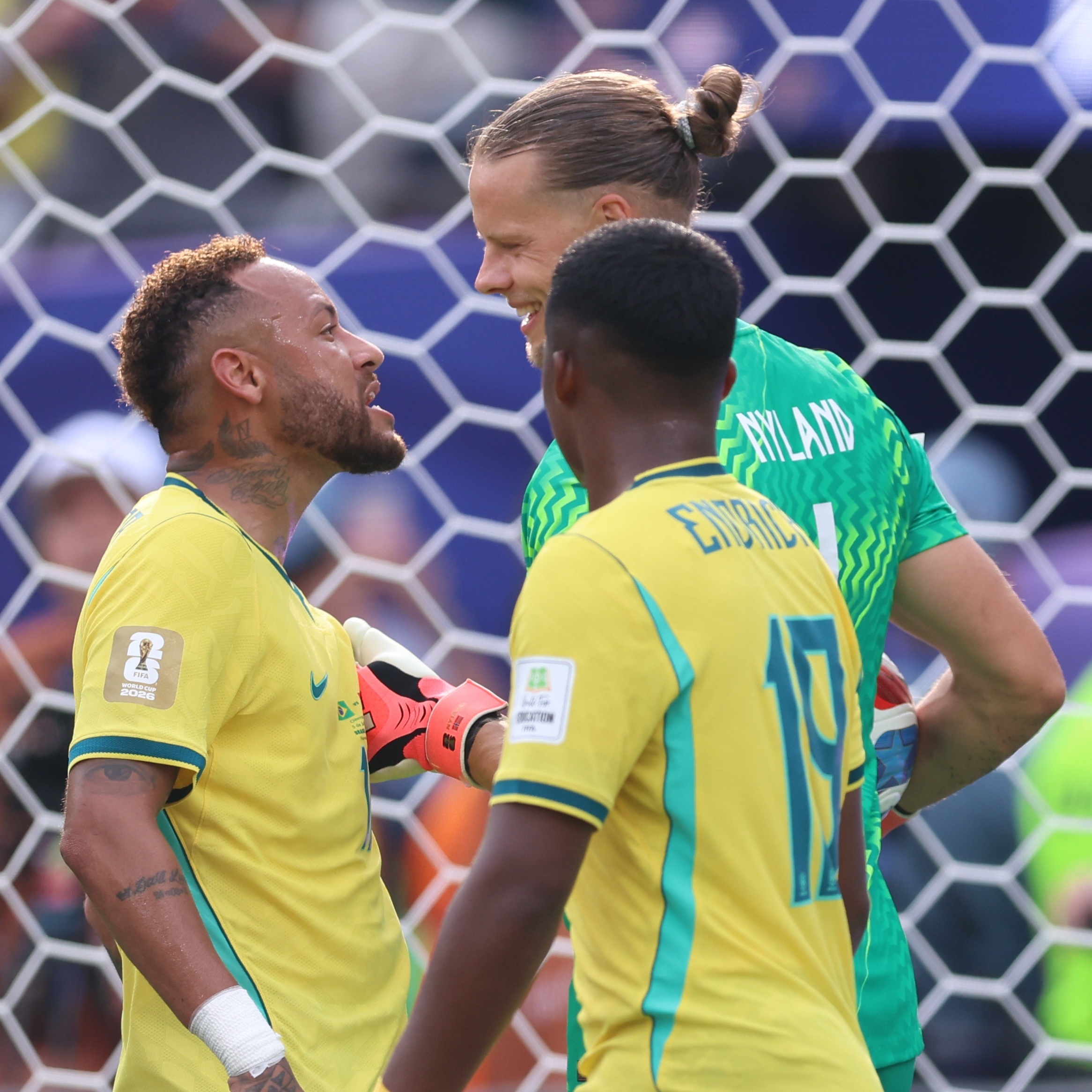 Brasil cai na Copa sem personalidade: ego individualista eclipsa o coletivo na desclassificação contra a Noruega